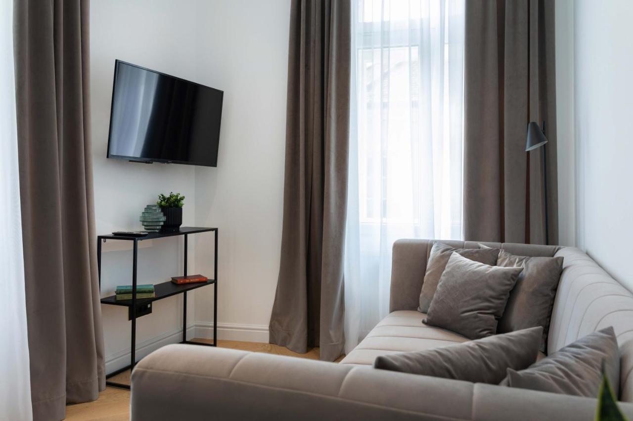Pierrot & Pierrette Gajeva 6 Apartment Zagreb Luaran gambar